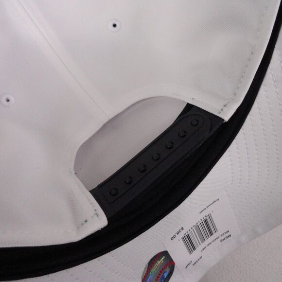 Nike Black and White Bronx Hat - Picture 8 of 10